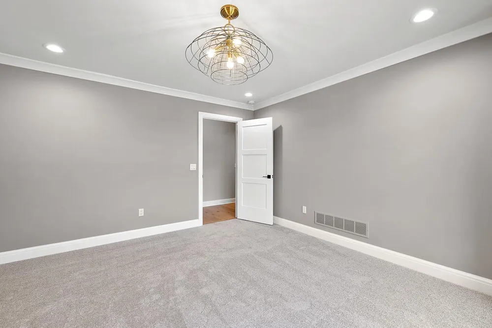 48000 W 8 Mile Road W Northville, MI 48167