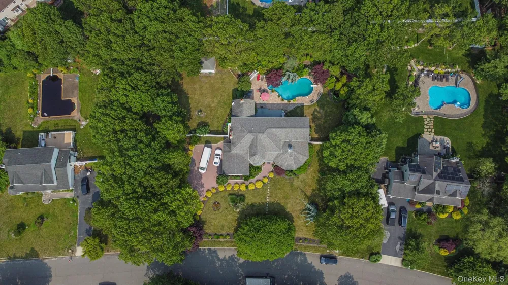 59 Lidge Drive Farmingville, NY 11738