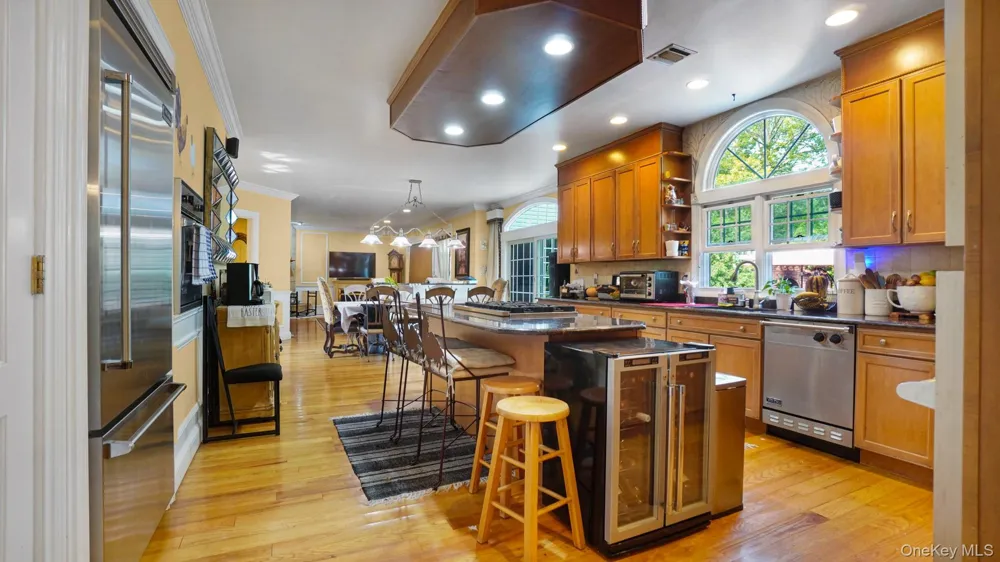 59 Lidge Drive Farmingville, NY 11738