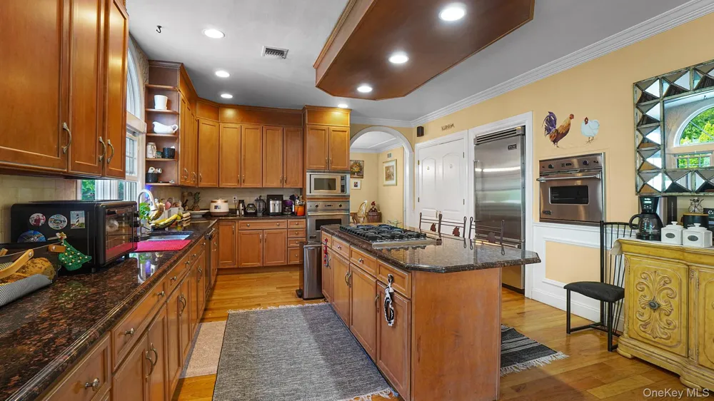 59 Lidge Drive Farmingville, NY 11738