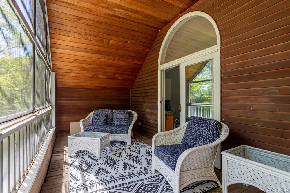 2300 Pine Tree Road Cutchogue, NY 11935