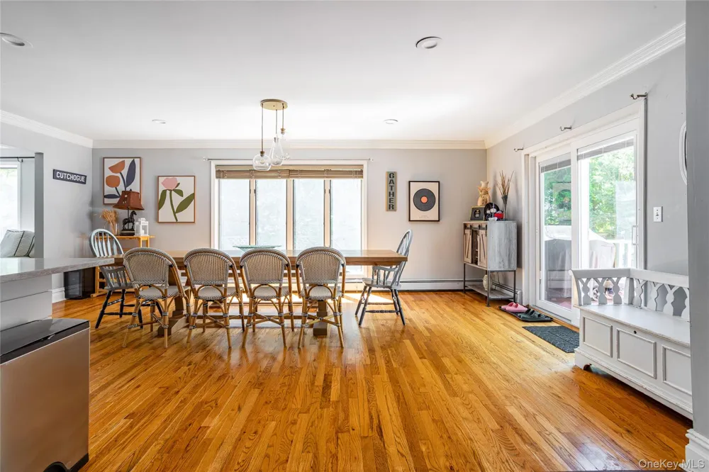 2300 Pine Tree Road Cutchogue, NY 11935
