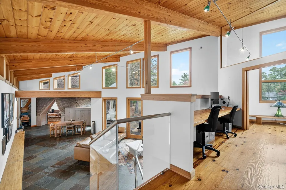 106 Mountain Laurel Lane Woodstock, NY 12498