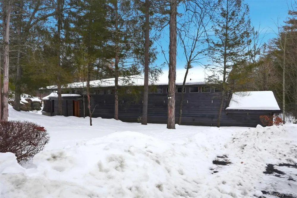 106 Mountain Laurel Lane Woodstock, NY 12498
