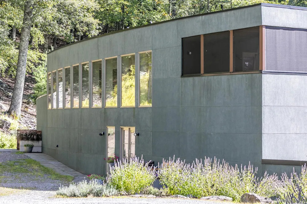 306 Meads Mountain Road Woodstock, NY 12498