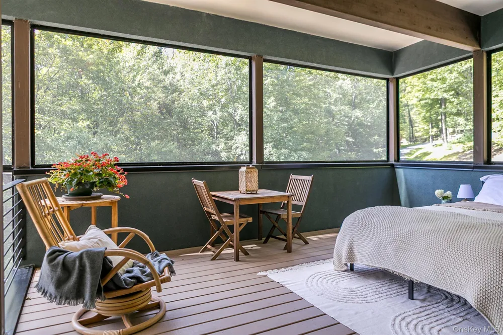 306 Meads Mountain Road Woodstock, NY 12498