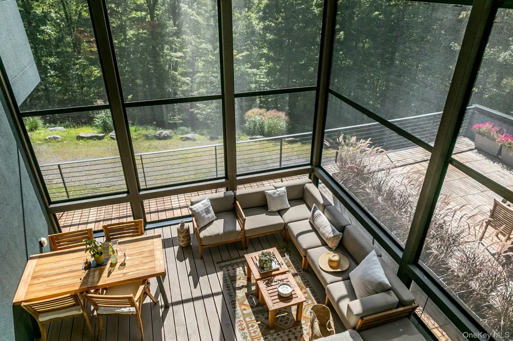 306 Meads Mountain Road Woodstock, NY 12498