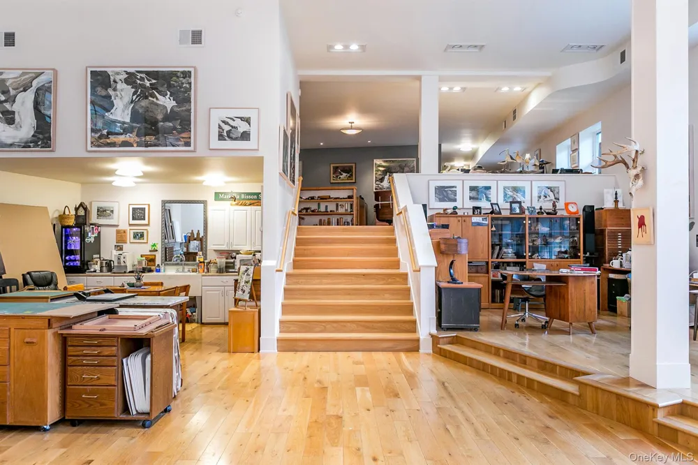 306 Meads Mountain Road Woodstock, NY 12498