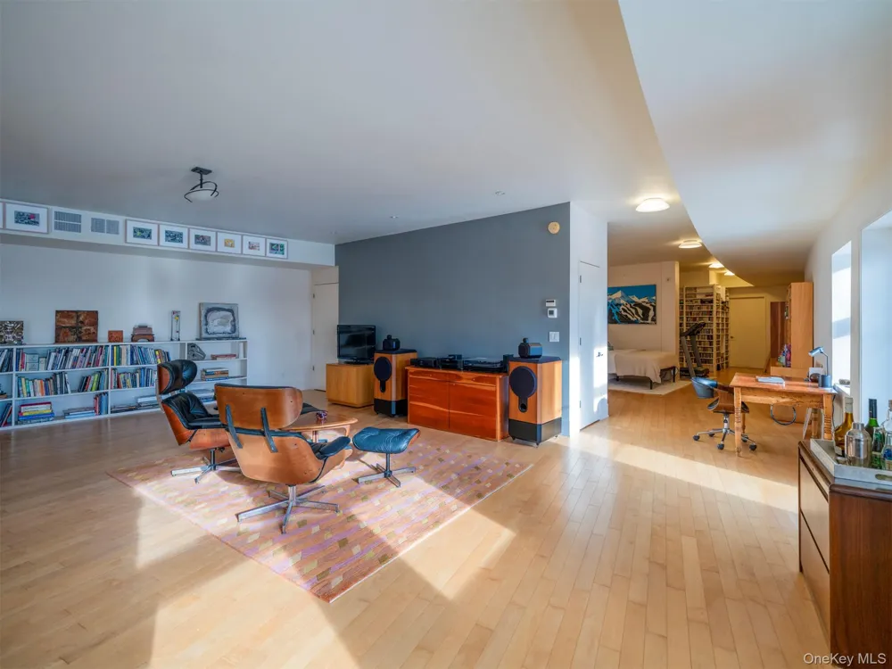 306 Meads Mountain Road Woodstock, NY 12498