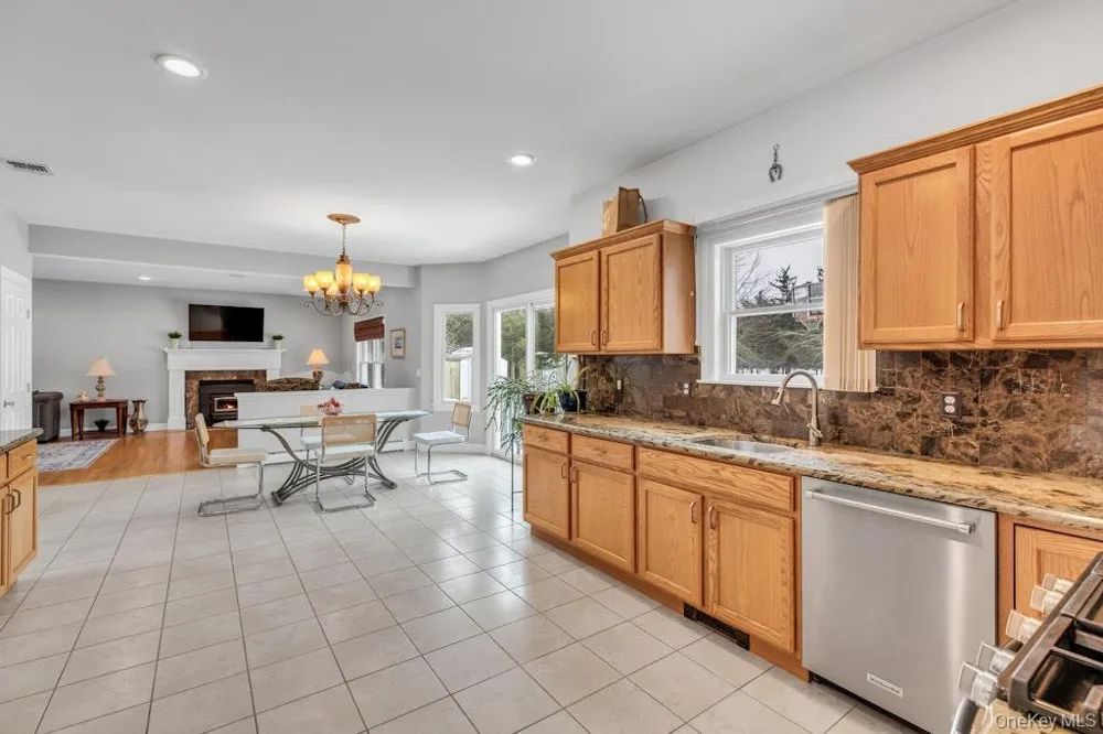 2655 Rocky Point Road East Marion, NY 11939