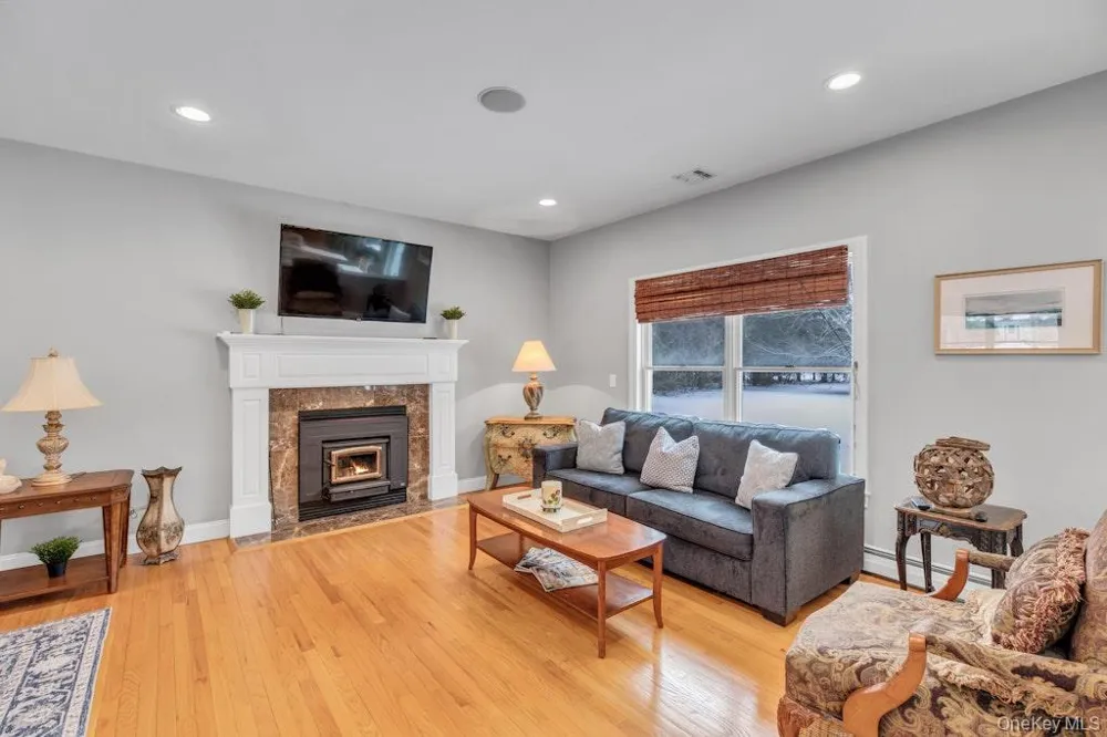 2655 Rocky Point Road East Marion, NY 11939