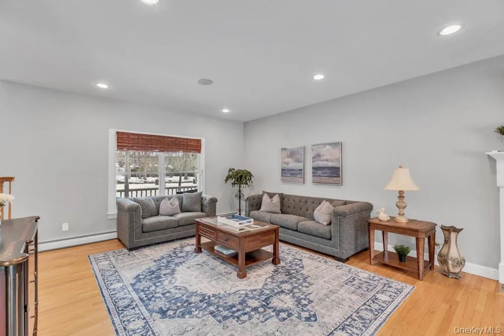 2655 Rocky Point Road East Marion, NY 11939