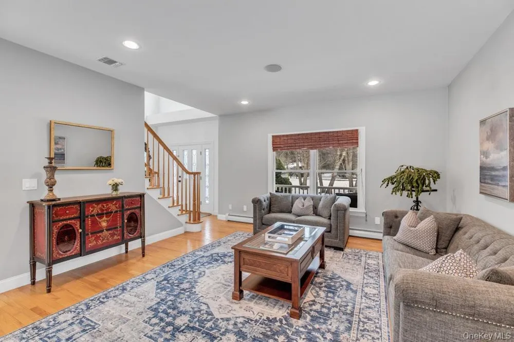 2655 Rocky Point Road East Marion, NY 11939