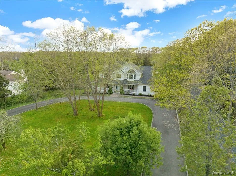 2655 Rocky Point Road East Marion, NY 11939