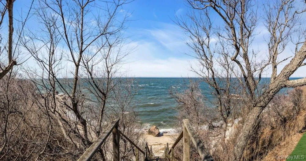 2655 Rocky Point Road East Marion, NY 11939