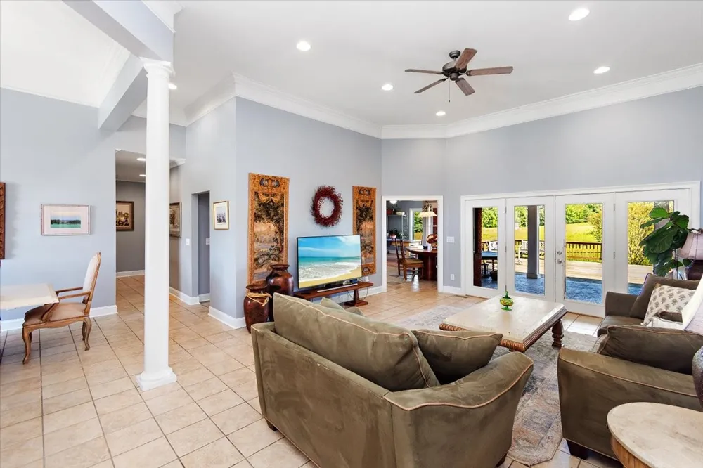 140 Tyler Ct W Leoma, TN 38468