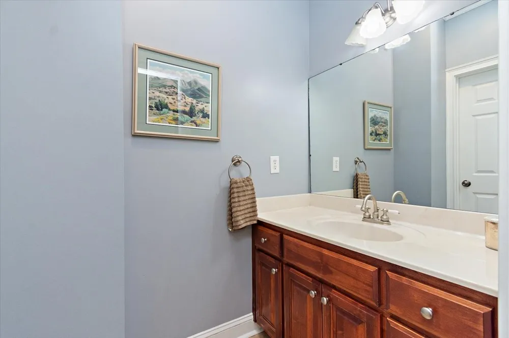 140 Tyler Ct W Leoma, TN 38468