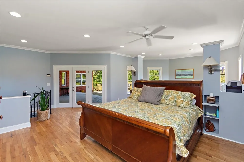 140 Tyler Ct W Leoma, TN 38468