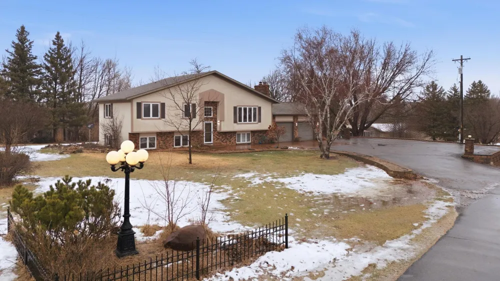 40498 County Road 168 Melrose, MN 56352