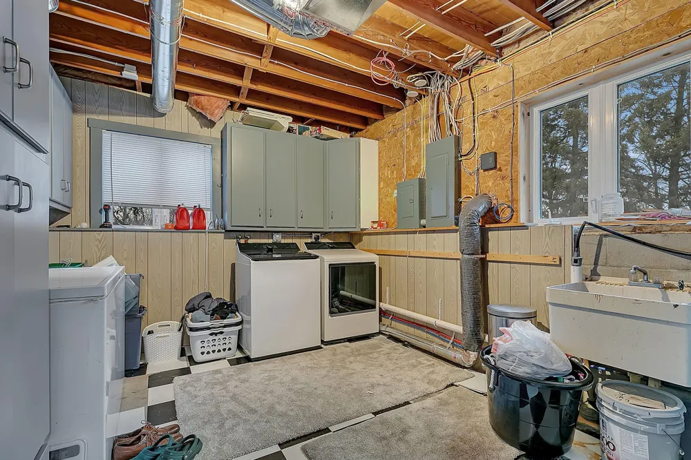 40498 County Road 168 Melrose, MN 56352
