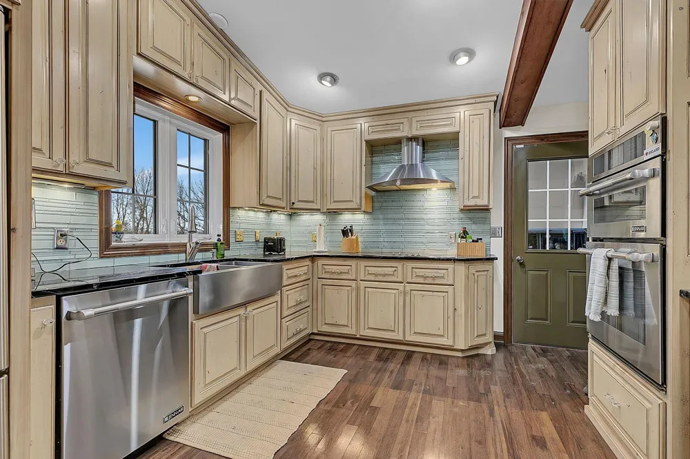 40498 County Road 168 Melrose, MN 56352
