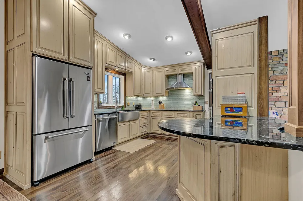 40498 County Road 168 Melrose, MN 56352