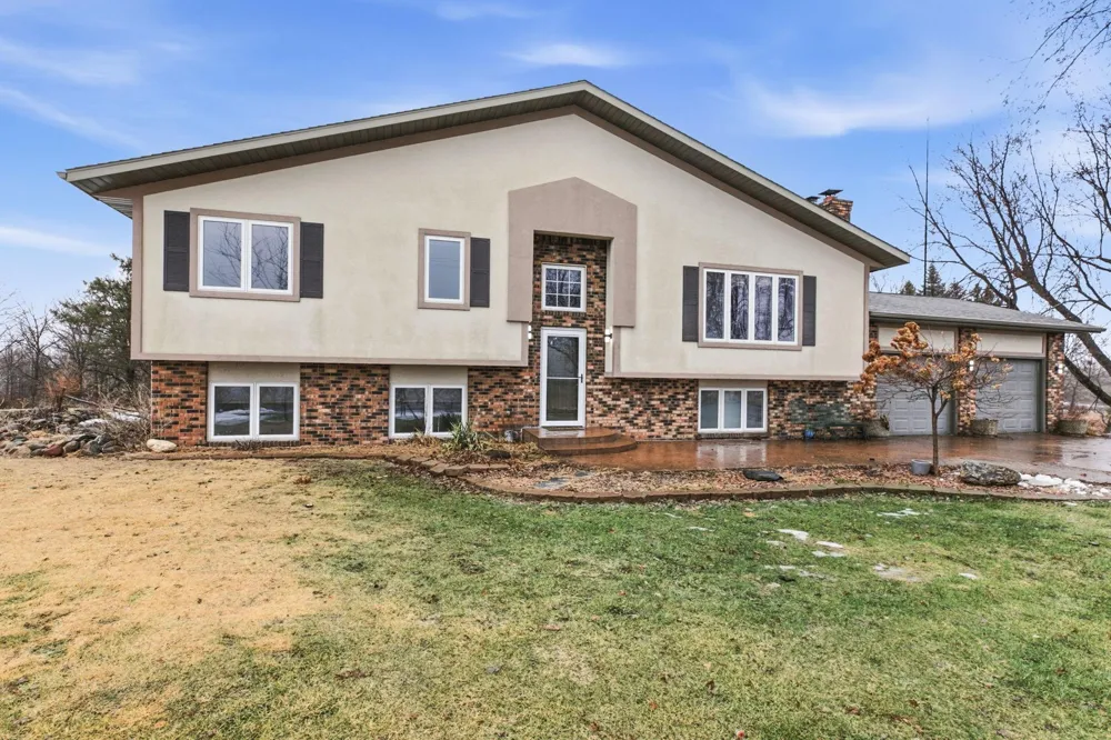 40498 County Road 168 Melrose, MN 56352