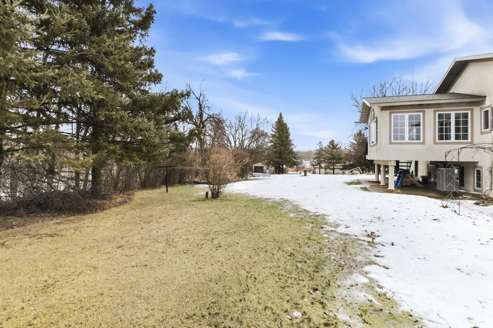 40498 County Road 168 Melrose, MN 56352
