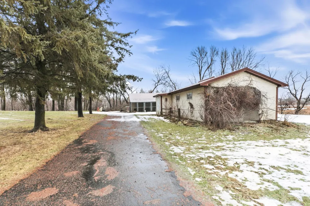 40498 County Road 168 Melrose, MN 56352