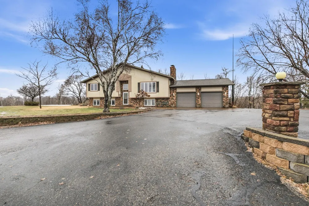 40498 County Road 168 Melrose, MN 56352