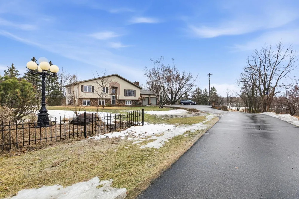 40498 County Road 168 Melrose, MN 56352