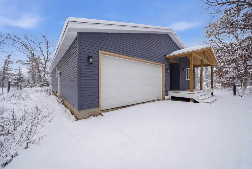 2154 In-39 Winamac, IN 46996