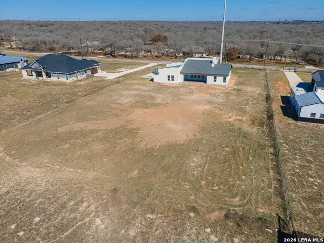 999 County Road 319 La Vernia, TX 78121