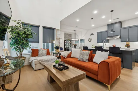 7424 Collin Mckinney Parkway