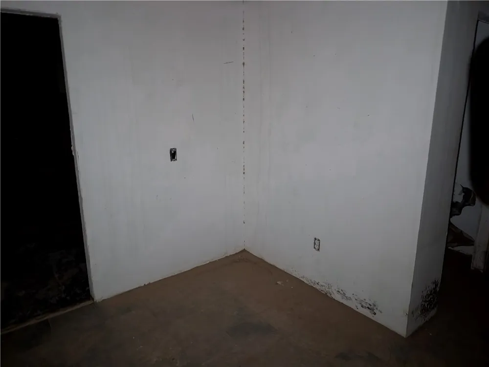 7605 E Obsidian Cantil, CA 93519