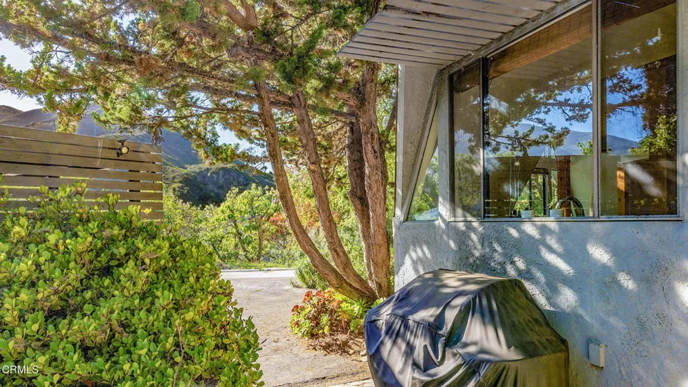 4878 Casitas Pass Road Ventura, CA 93001