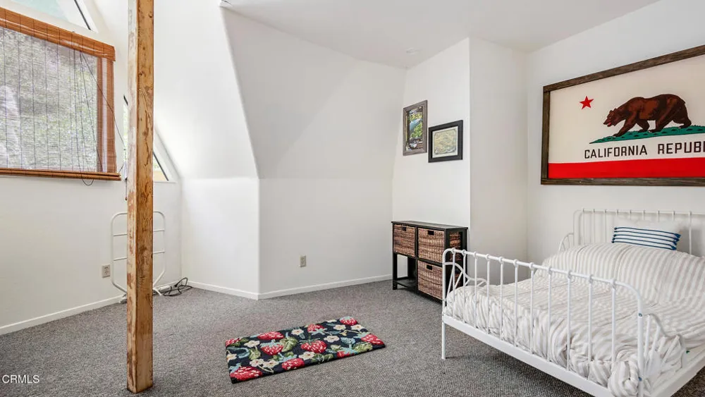 4878 Casitas Pass Road Ventura, CA 93001
