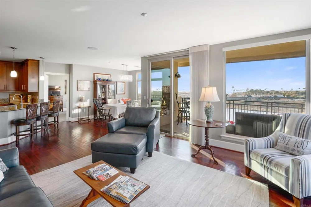 1019 Costa Pacifica Way #1206 Oceanside, CA 92054