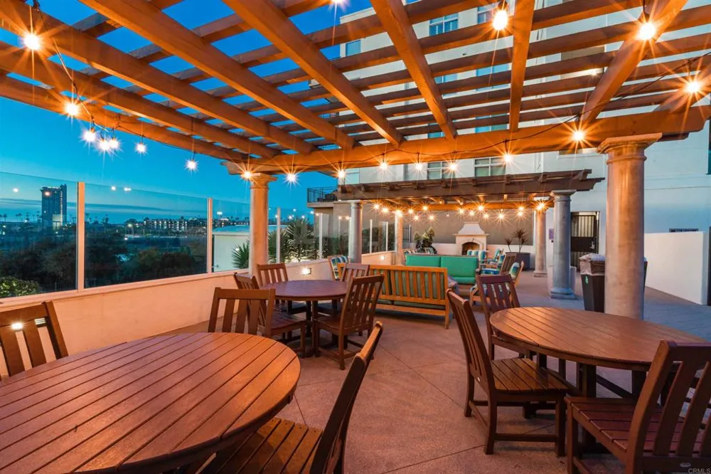 1019 Costa Pacifica Way #1206 Oceanside, CA 92054