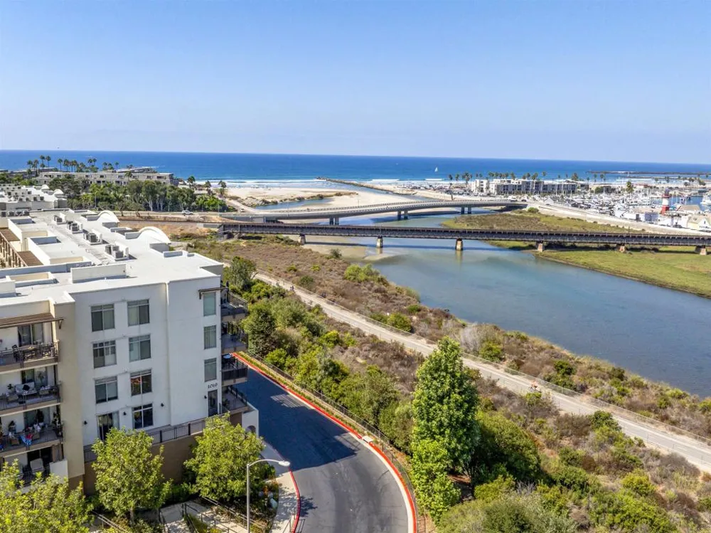 1019 Costa Pacifica Way #1206 Oceanside, CA 92054