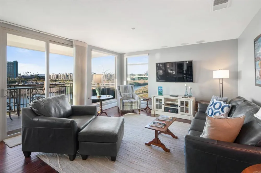 1019 Costa Pacifica Way #1206 Oceanside, CA 92054