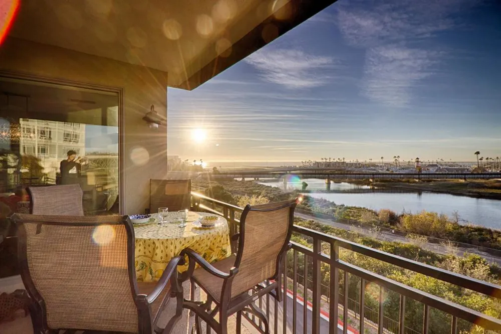 1019 Costa Pacifica Way #1206 Oceanside, CA 92054