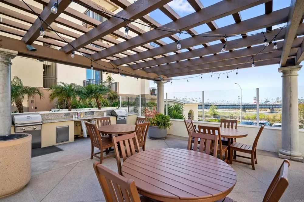1019 Costa Pacifica Way #1206 Oceanside, CA 92054