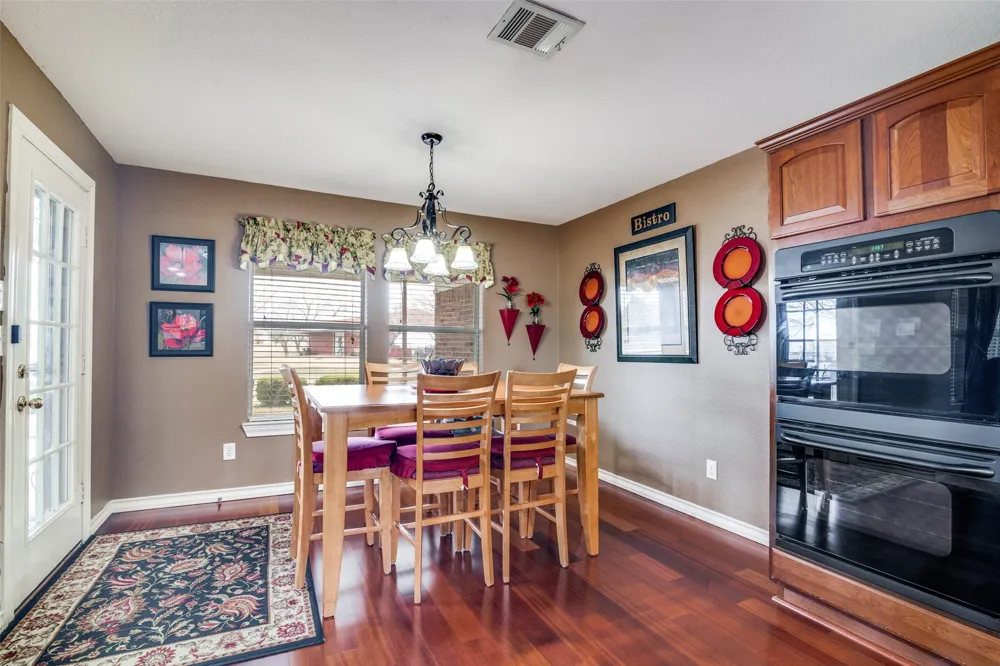 2408 Silver Maple Drive St Paul, TX 75098