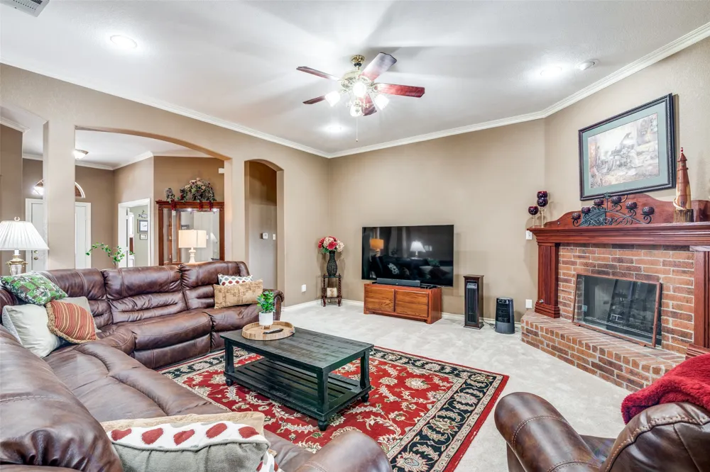 2408 Silver Maple Drive St Paul, TX 75098