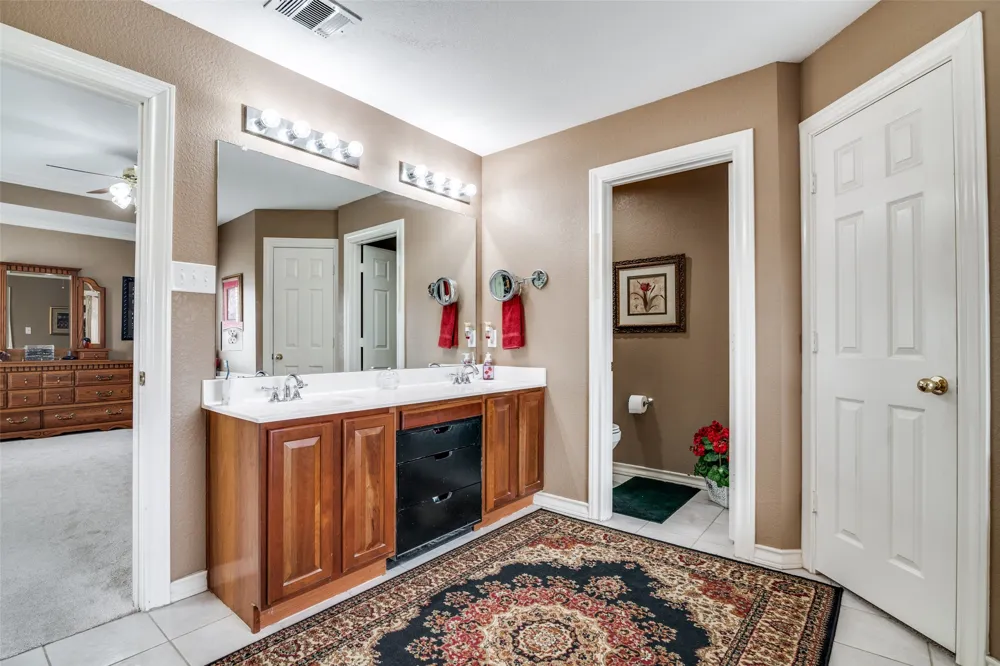 2408 Silver Maple Drive St Paul, TX 75098