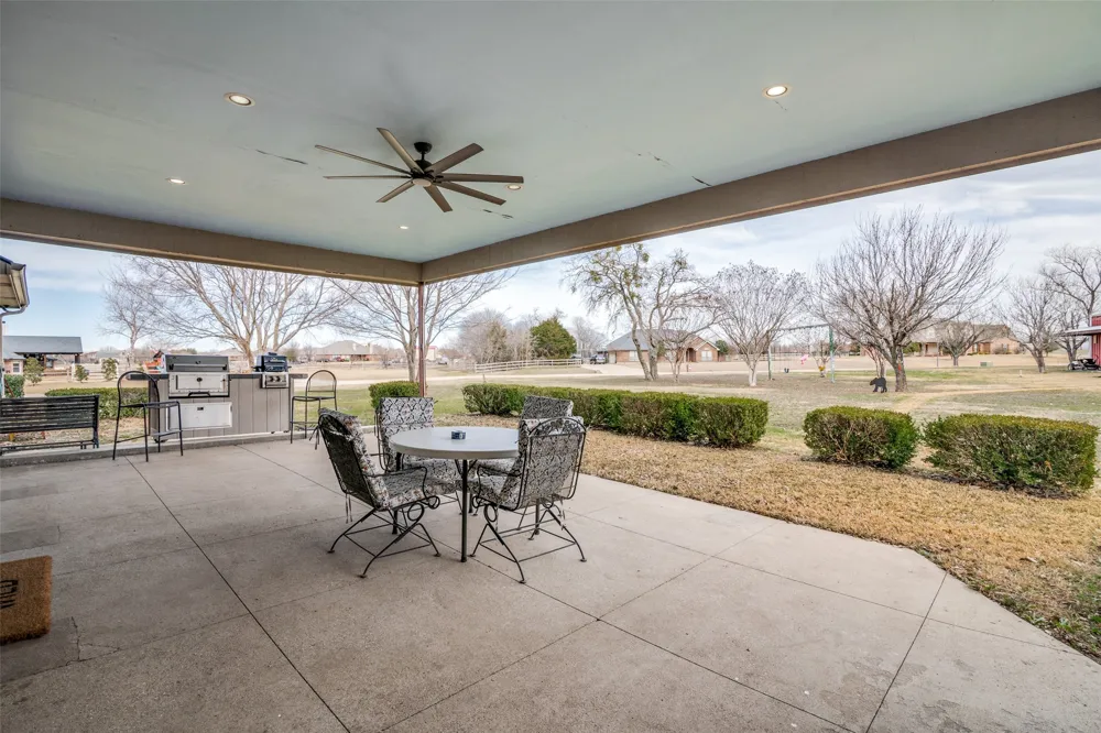 2408 Silver Maple Drive St Paul, TX 75098