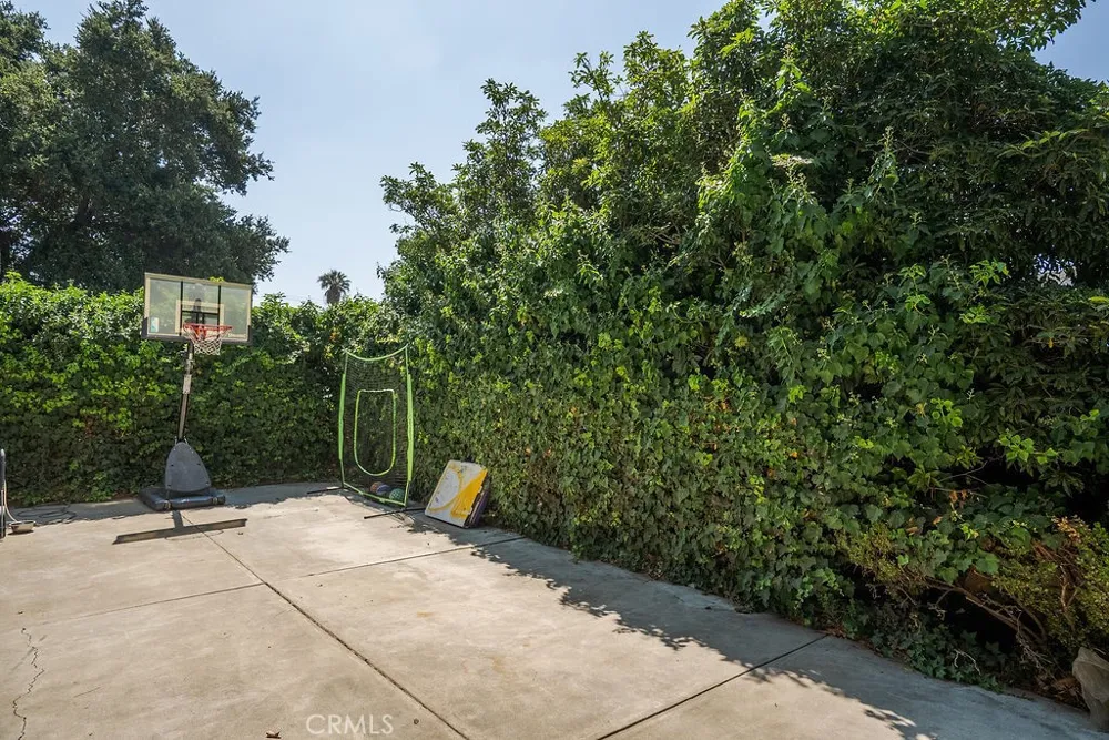 304 S Minnesota Glendora, CA 91741