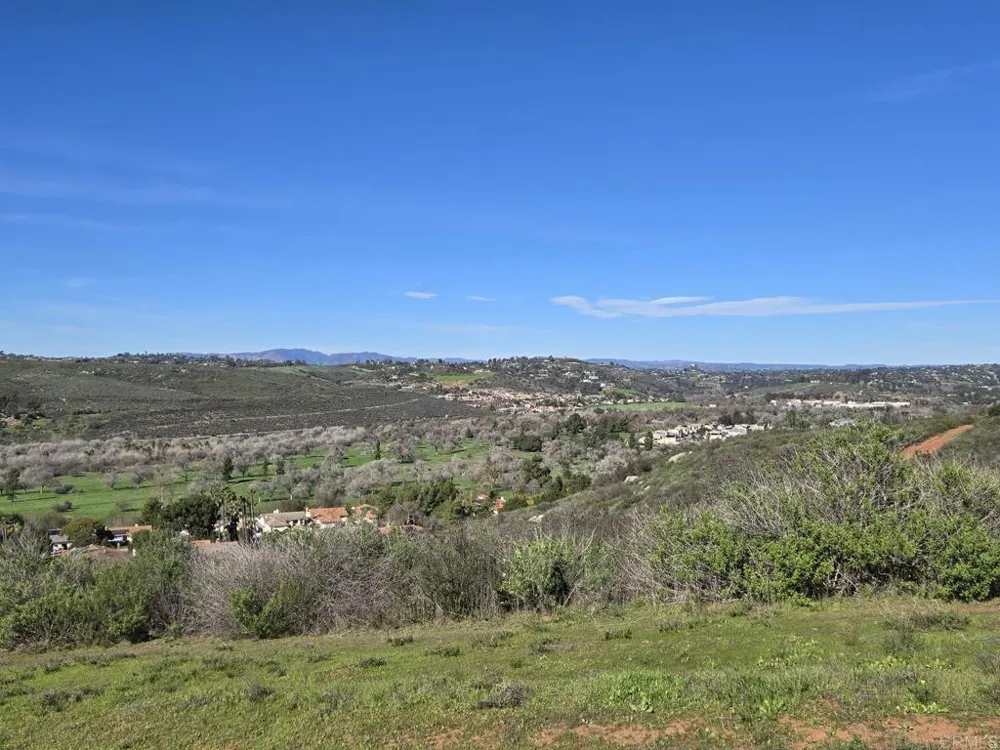 Old River Road Bonsall, CA 92003