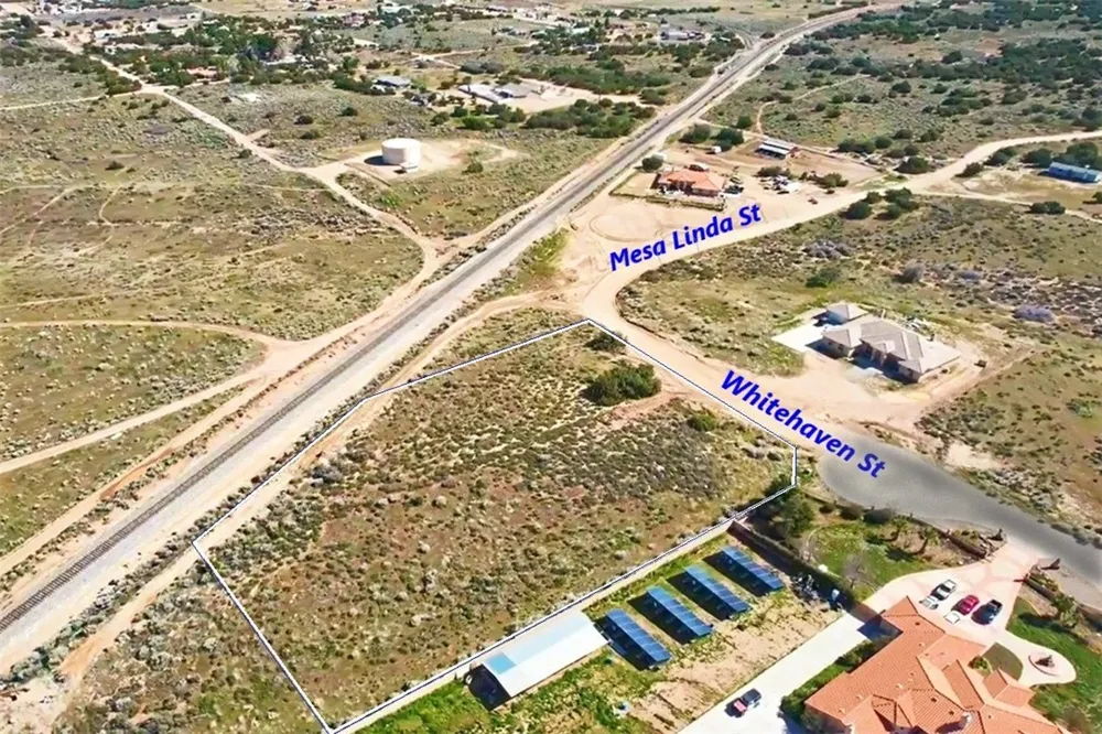 4 Whitehaven Street Oak Hills, CA 92344